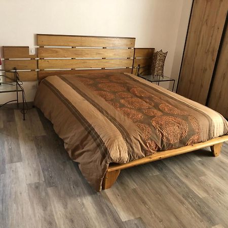 Chambre Familiale Chez L Habitant Loriol-sur-Drome Eksteriør bilde